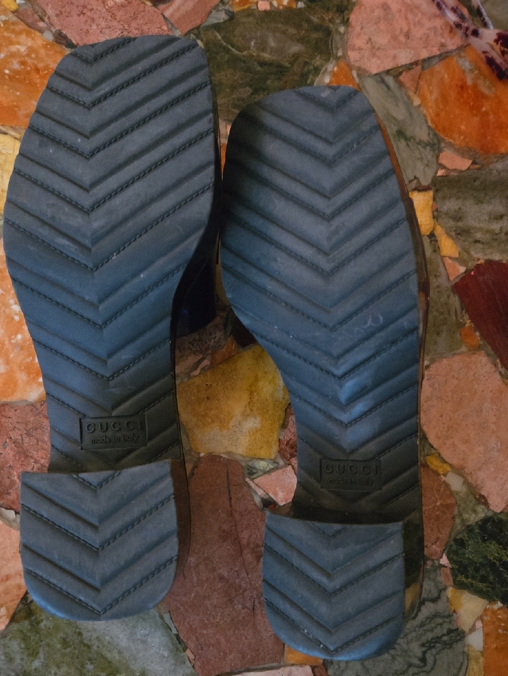 Gucci Black Patent Jelly Rubber Slide Mules with Embossed Gucci EUC 38 - Picture 3 of 5